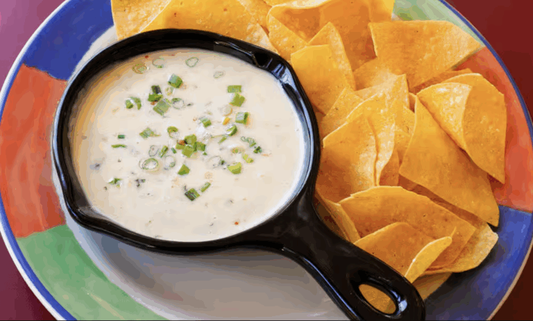 Azteca Queso Dip